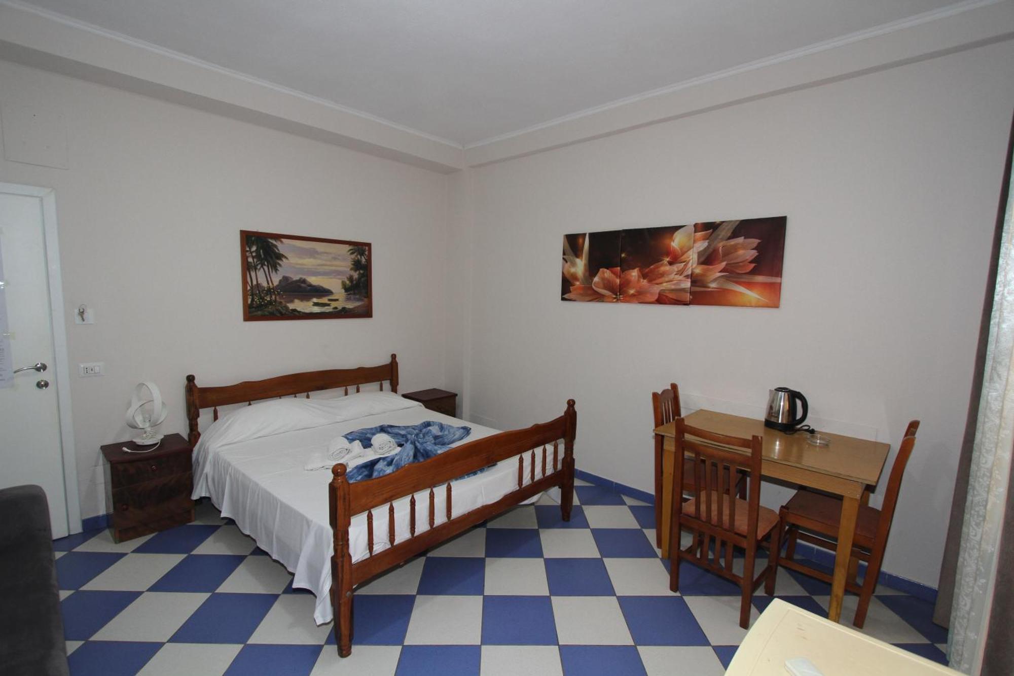 Kompleksi Eli Guest House Durres Ngoại thất bức ảnh